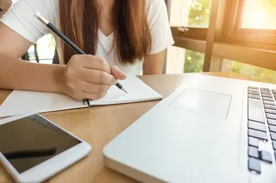 COMMON IELTS ESSAY WRITING MISTAKES YOU SHOULD AVOID 2