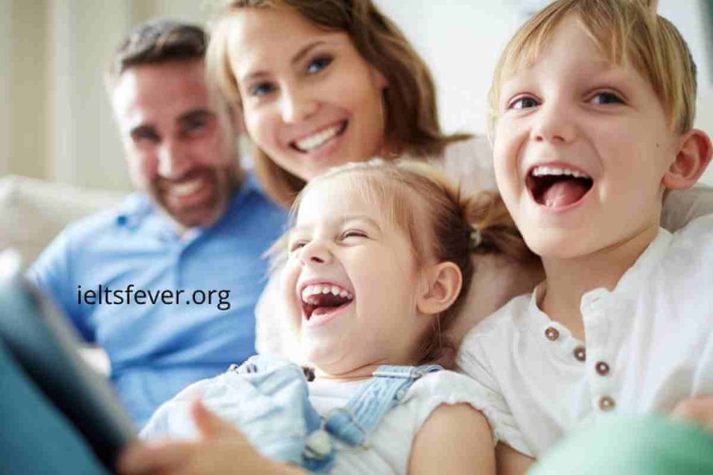 describe-a-family-which-you-like-and-are-happy-to-know-ielts-fever