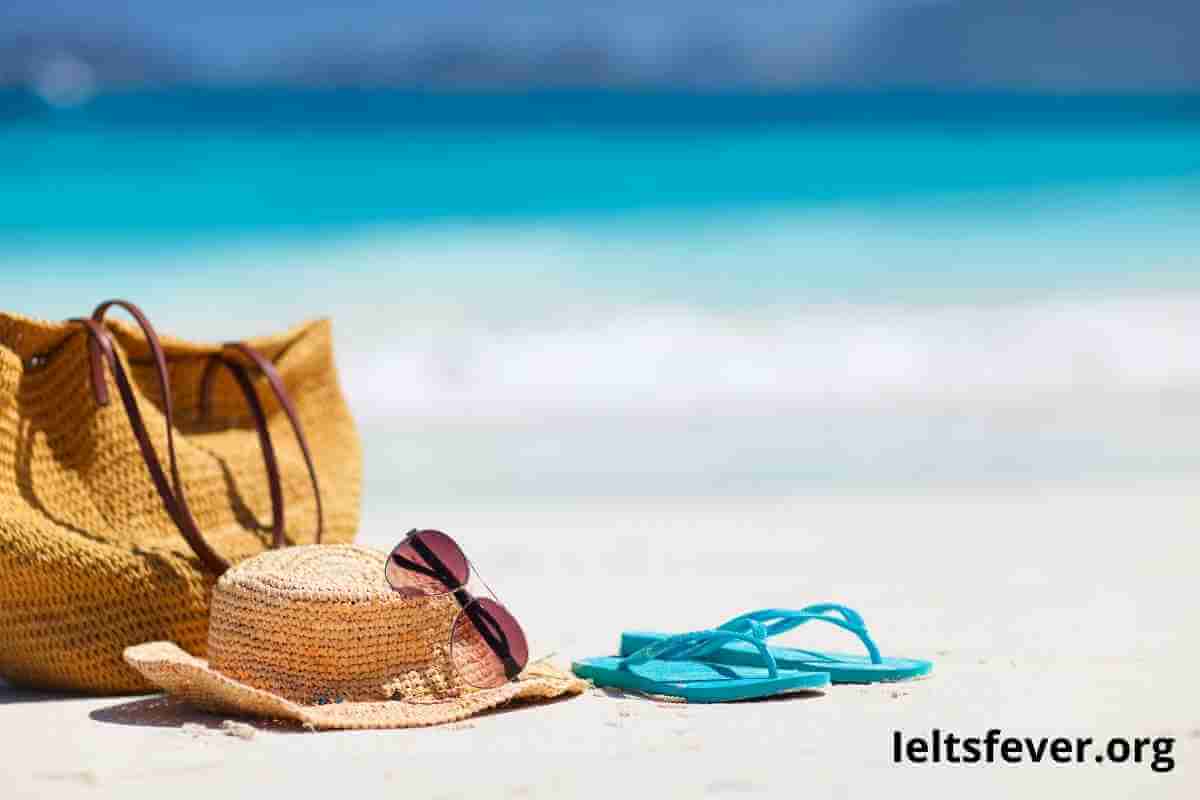 Write a Letter to Your Friend Who Agrees to Stay at Your Place (1)